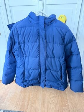 L.L. Bean Women’s Petite Blue Puffer Jacket with Hood